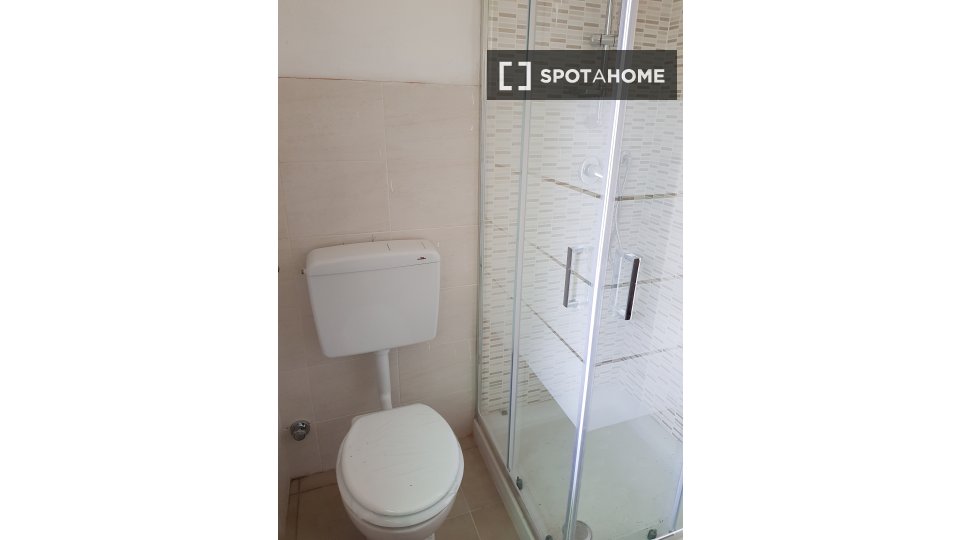 Double room Turin, 4 beds, 120m² — photo 16