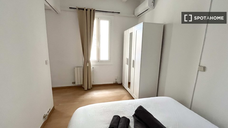 Apartment mono Barcelona, 37m² — photo 8