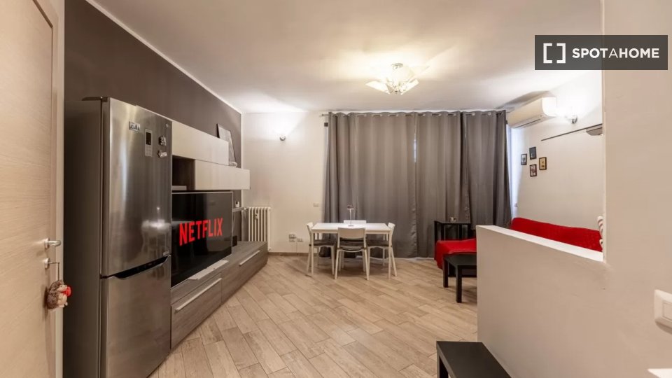 Apartment Milan, 1 bed — photo 2