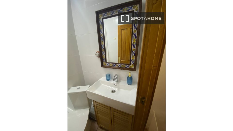 Apartment Valencia, 2 beds — photo 4
