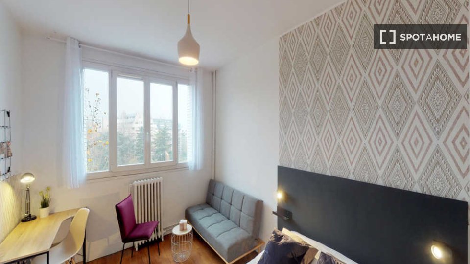 Double room Paris, 4 beds, 90m² — photo 2