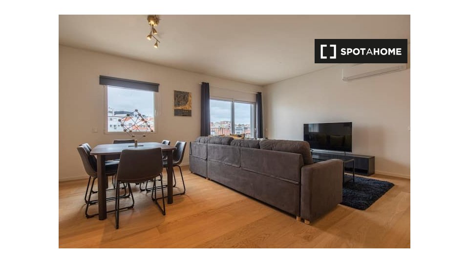 Apartment Lisbon, 2 beds — photo 9