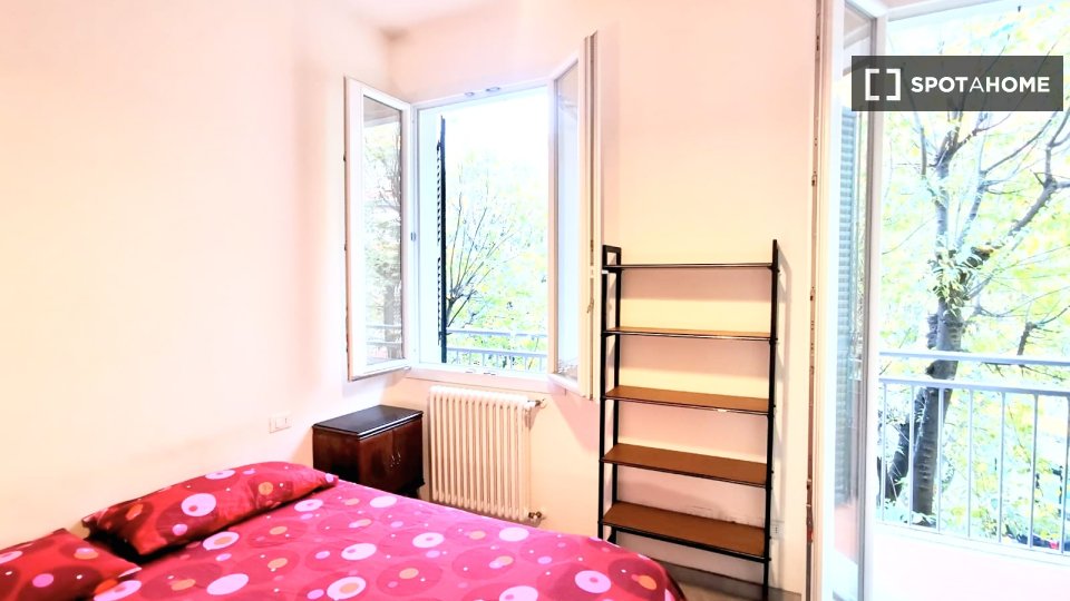 Double room Bologna, 3 beds, 94m² — photo 60
