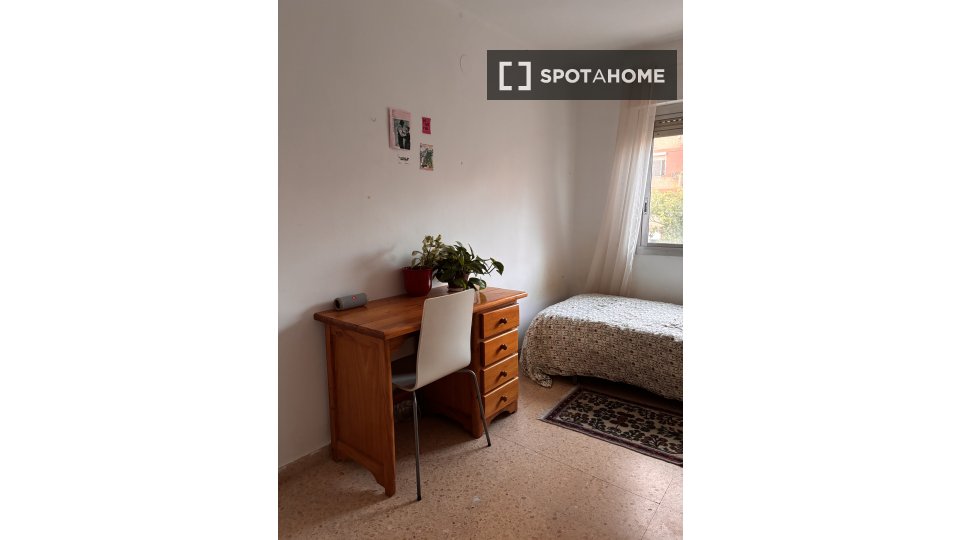 Double room Valencia, 1 bed — photo 4