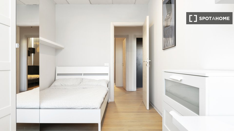 Double room Milan, 6 beds, 128m² — photo 7