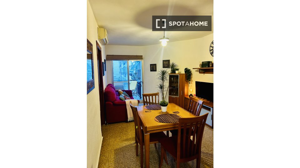 Apartment Valencia, 4 beds, 80m² — photo 20