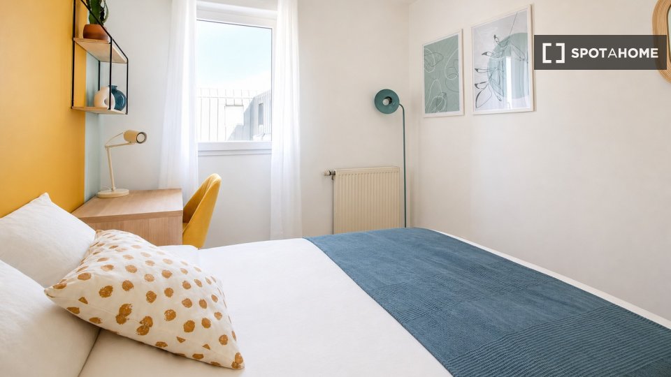 Chambre double Paris, 4 chambres — photo 30
