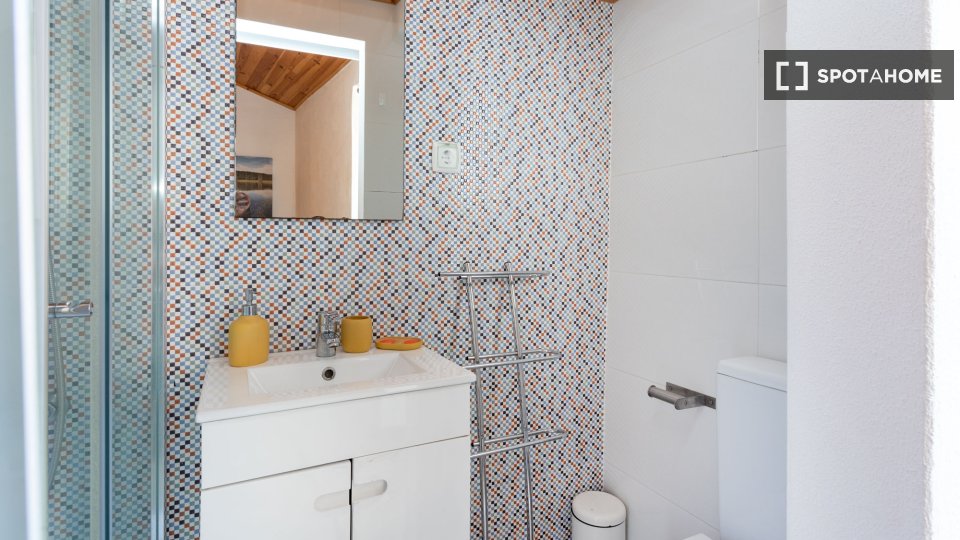 Apartment mono Lisbon, 30m² — photo 9