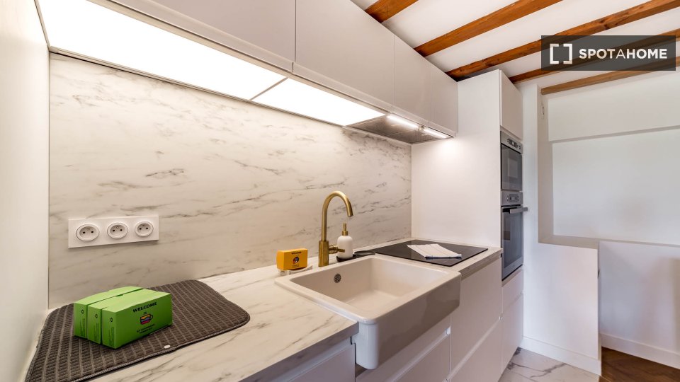 Apartment Lyon, 2 beds, 78m² — photo 13