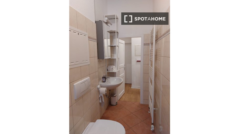Apartment Berlin, 4 beds, 102m² — photo 12