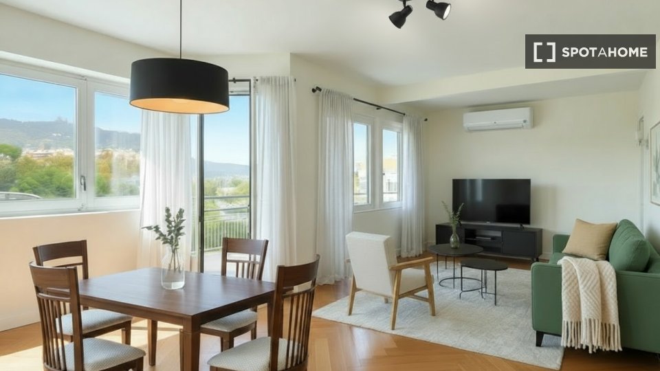 Apartment Barcelona, 3 beds, 82m² — photo 2