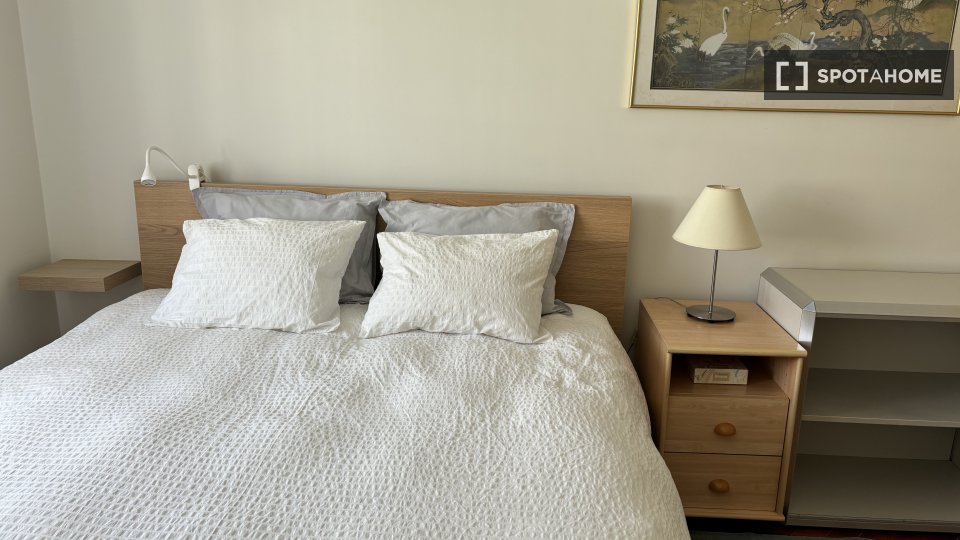 Apartment Lisbon, 1 bed, 77m² — photo 22