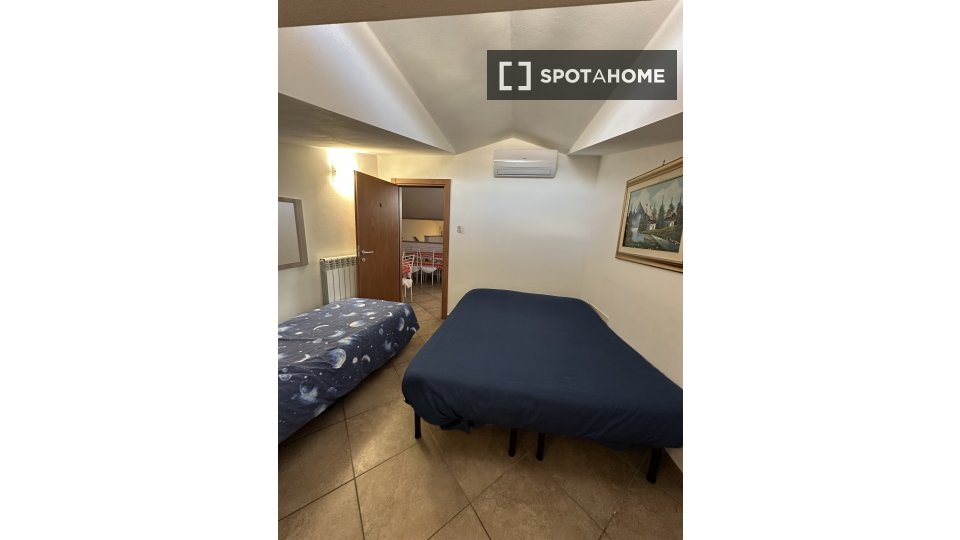 Double room Milan, 4 beds — photo 1