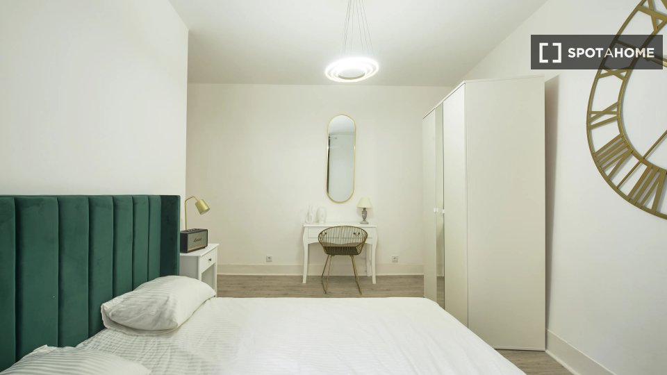 Double room Lisbon, 8 beds — photo 13