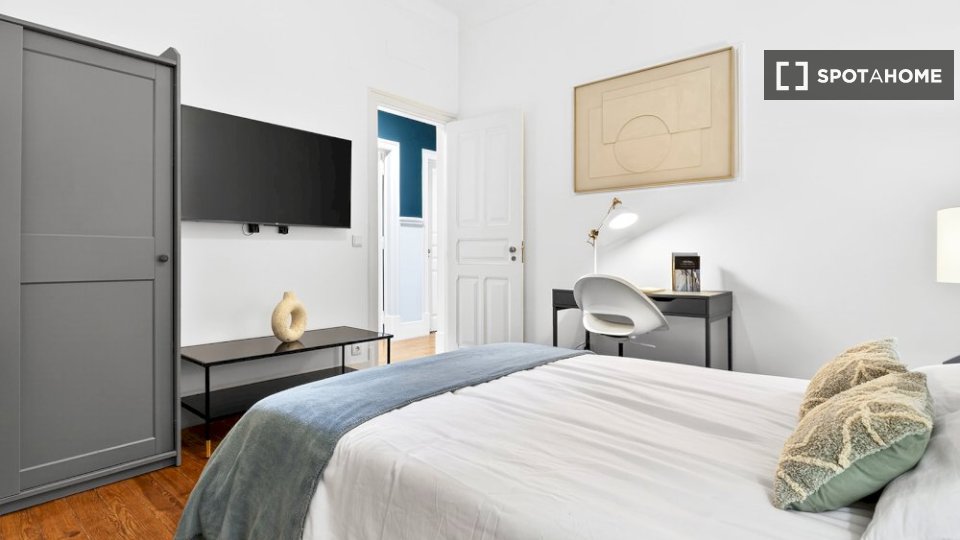 Double room Lisbon, 5 beds — photo 3