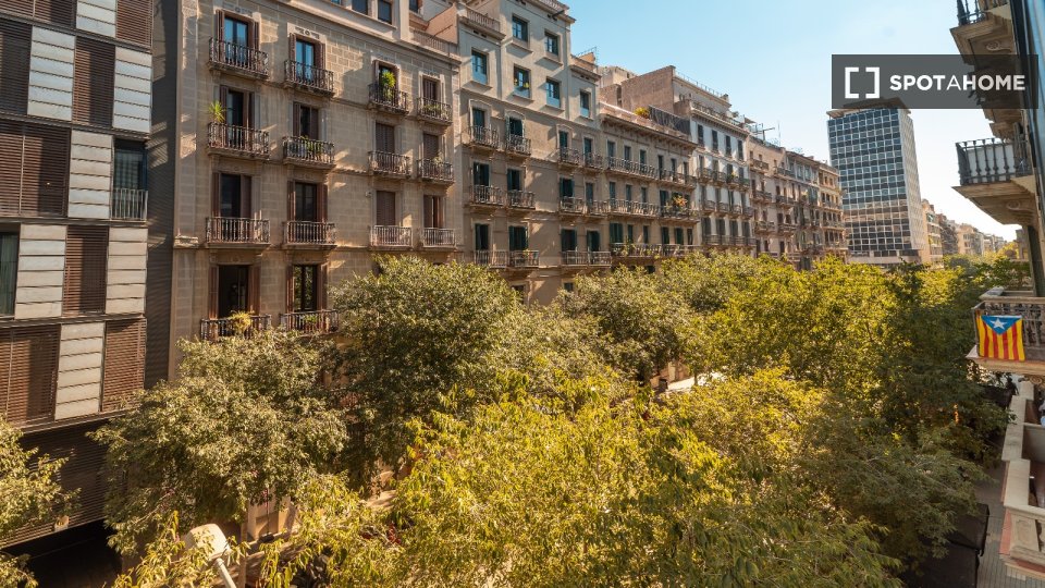 Double room Barcelona, 10 beds, 180m² — photo 15
