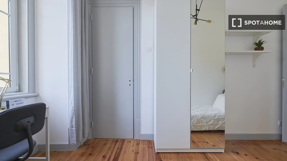Double room Lisbon, 10 beds — photo 3