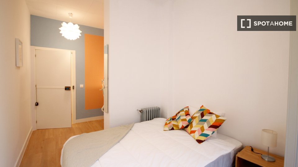 Double room Barcelona, 6 beds — photo 16