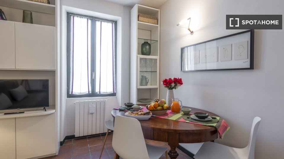 Apartment Milan, 1 bed, 40m² — photo 11