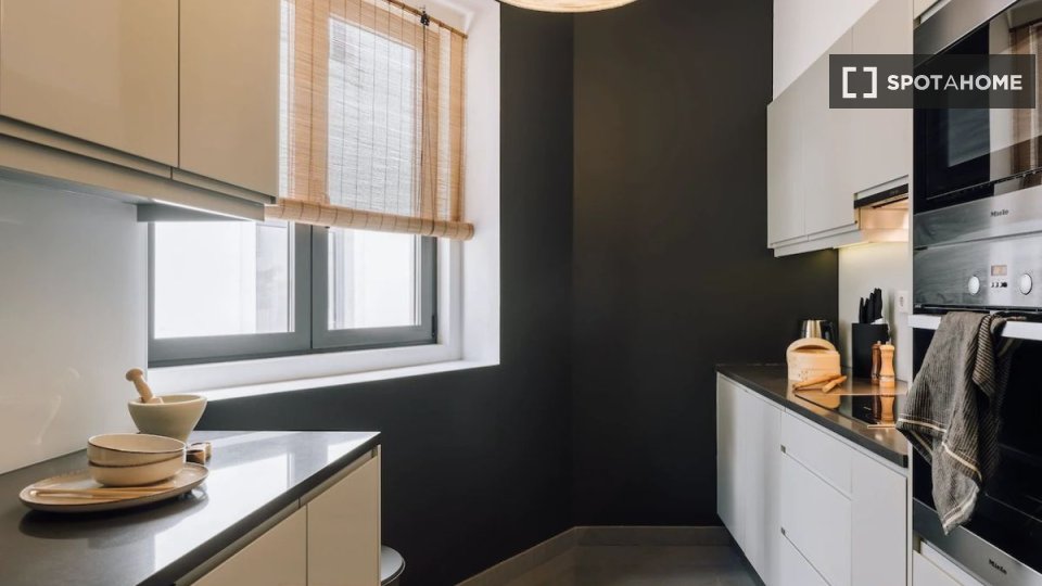 Apartment Lisbon, 2 beds — photo 4