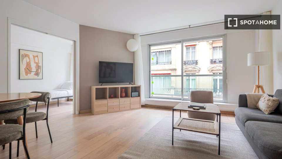 Apartment Paris, 2 beds, 61m² — photo 10