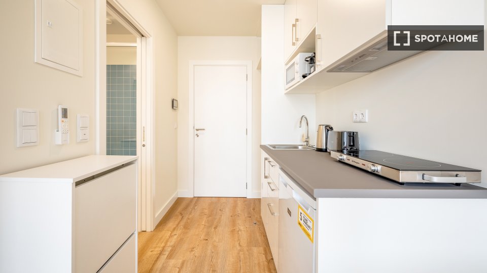 Apartment mono Lisbon, 18m² — photo 8