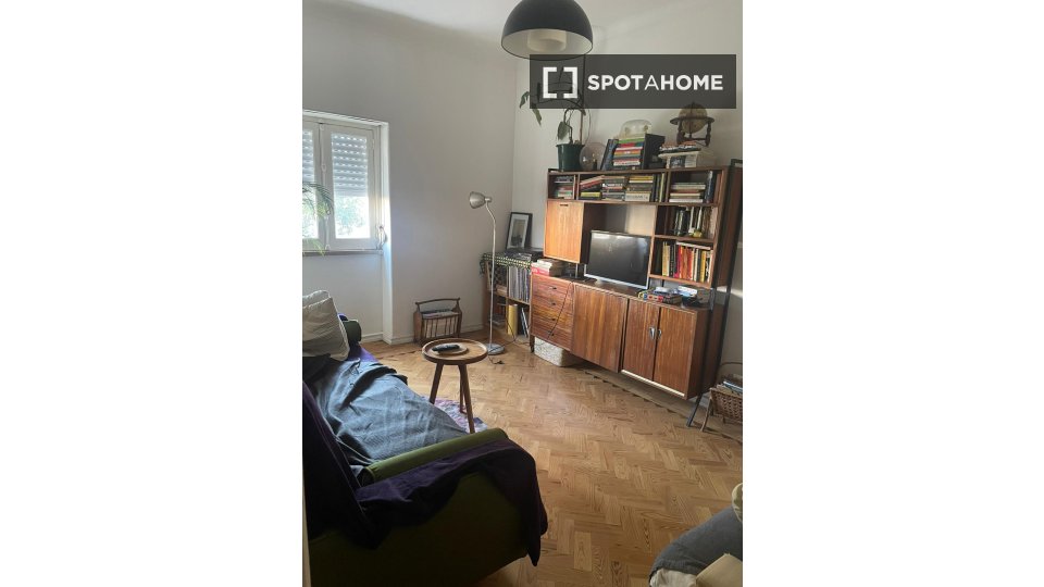 Double room Lisbon, 2 beds, 70m² — photo 3