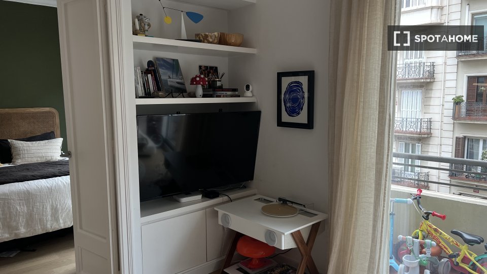 Apartment Barcelona, 2 beds, 80m² — photo 12