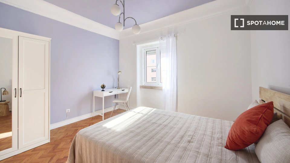 Double room Lisbon, 6 beds — photo 2
