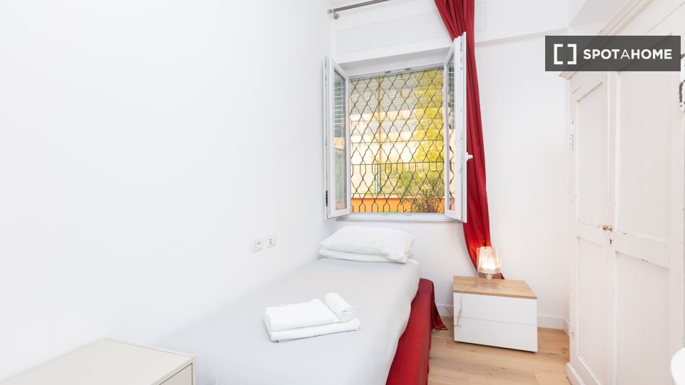 Apartment Rome, 2 beds, 65m² — photo 7