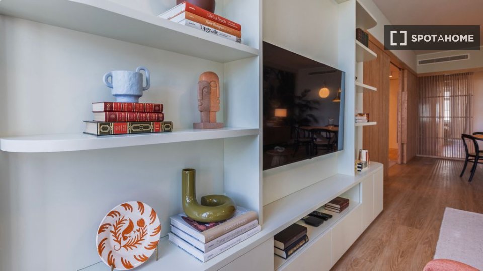 Apartment Lisbon, 3 beds — photo 17