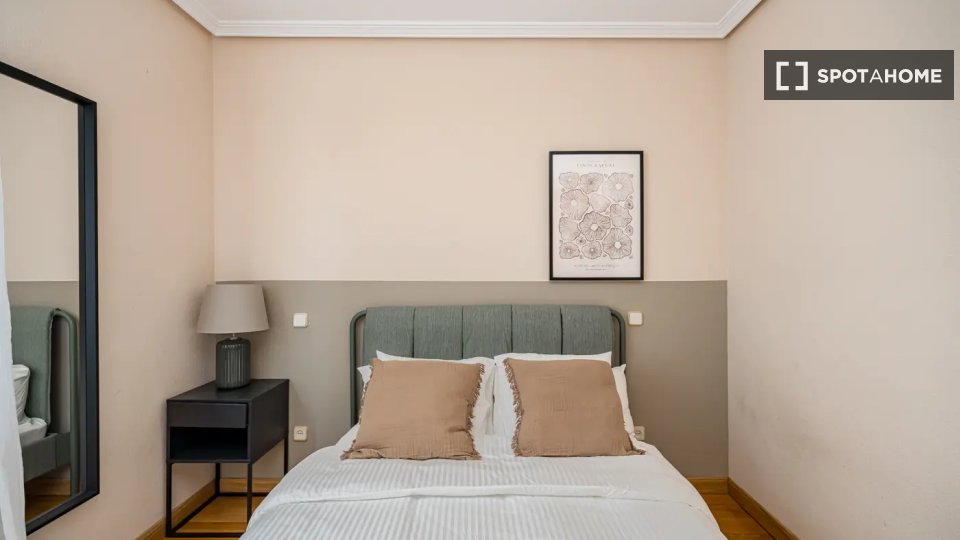 Double room Madrid, 10 beds — photo 6
