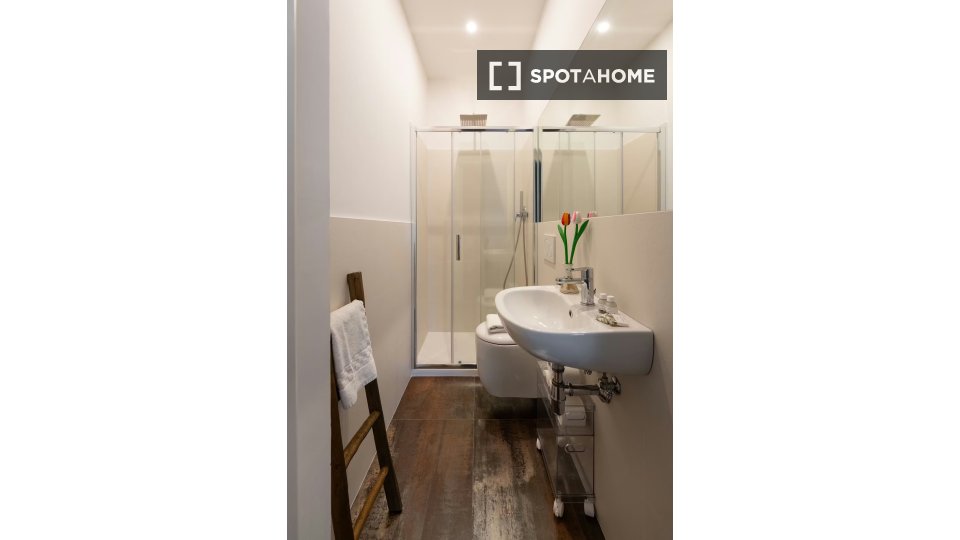 Apartment Florence, 2 beds — photo 17