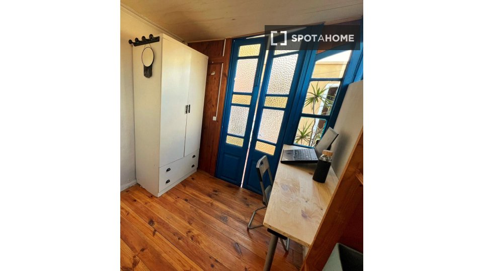 Double room Barcelona, 5 beds — photo 2