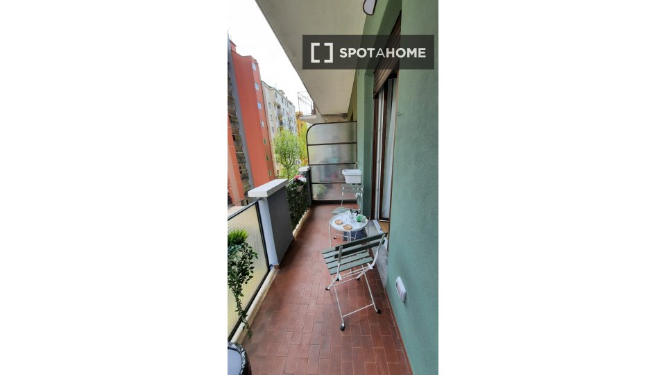 Apartment Milan, 2 beds, 70m² — photo 2