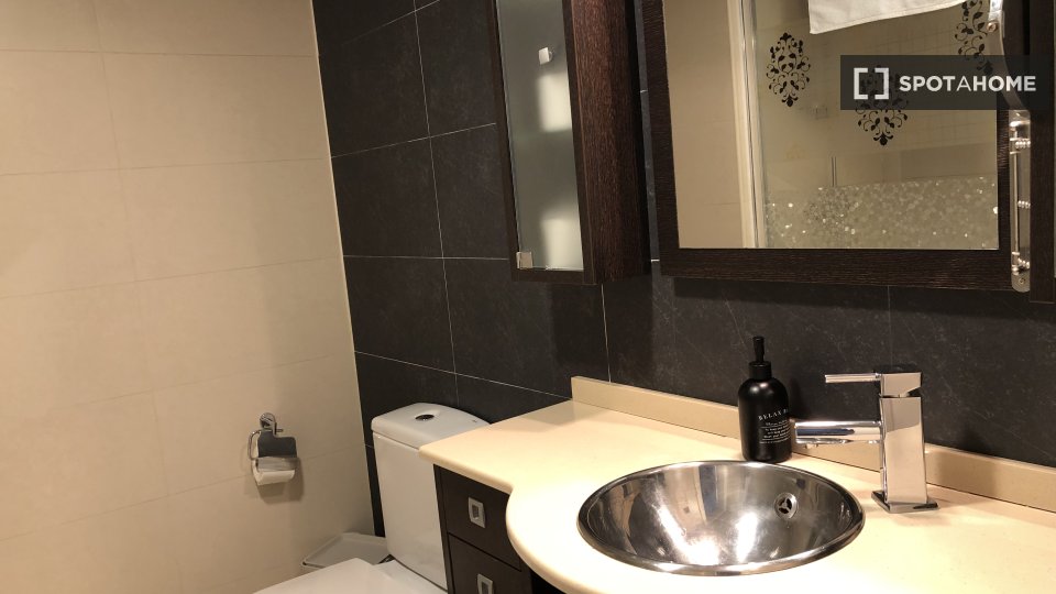 Apartment mono Madrid, 46m² — photo 4