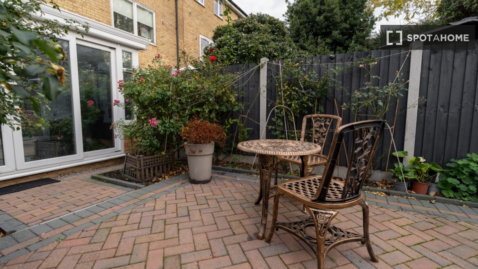 Apartment London, 4 beds, 102m² — photo 28