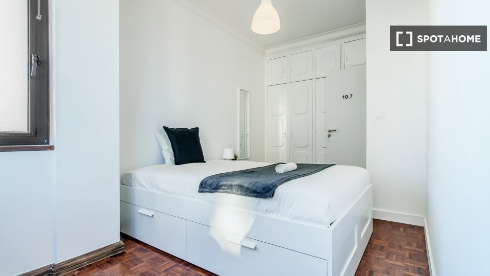 Double room Lisbon, 10 beds — photo 5