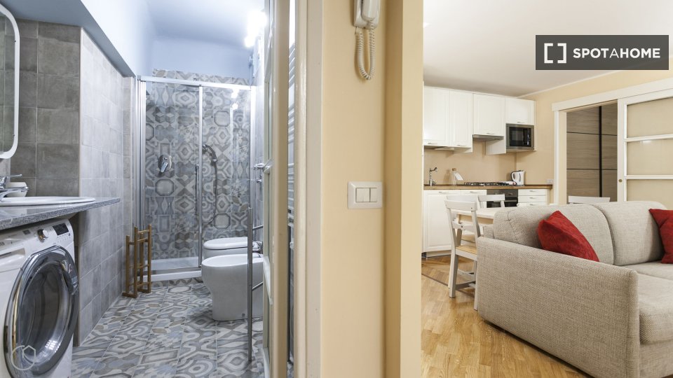 Apartment Milan, 1 bed, 56m² — photo 1
