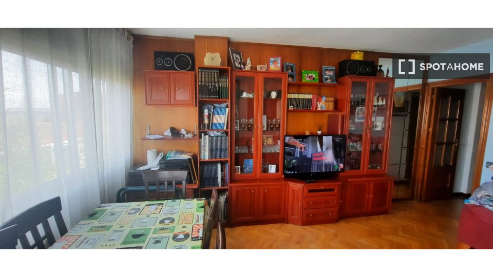 Double room Madrid, 3 beds — photo 7