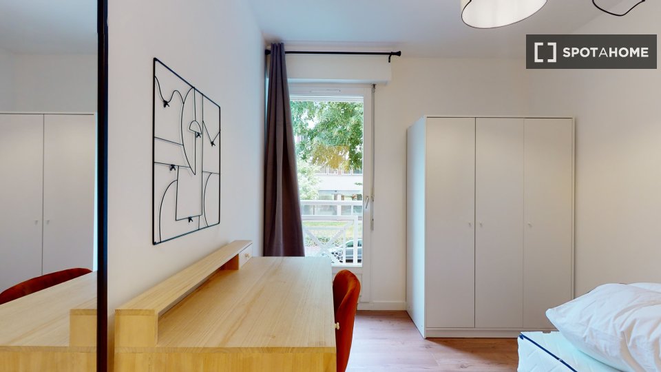 Double room Lille, 15 beds — photo 11