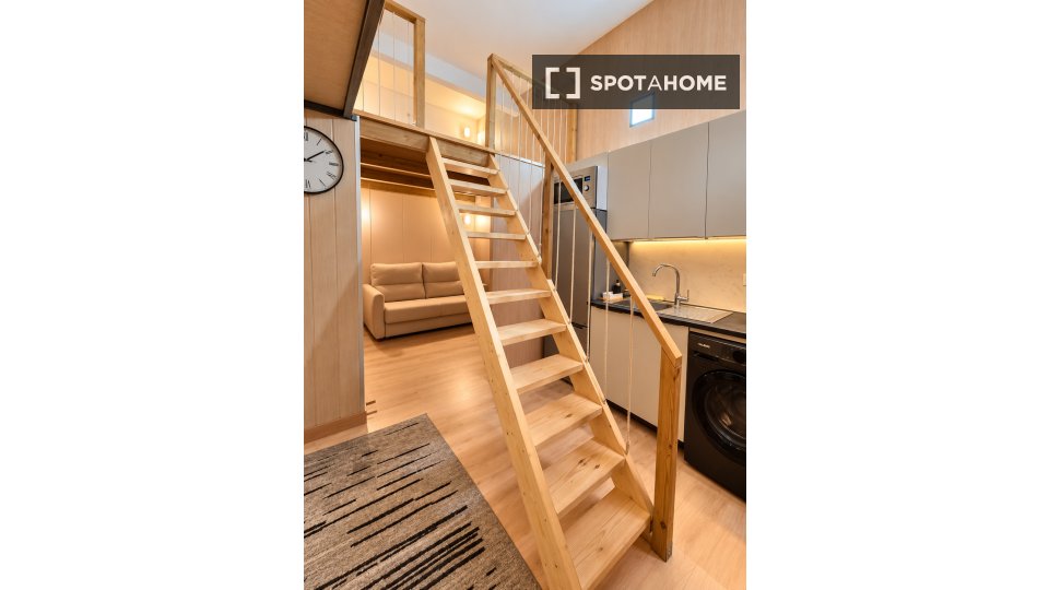 Appartamento con 2 camere da letto in affitto a Lucero, Madrid - a Madrid