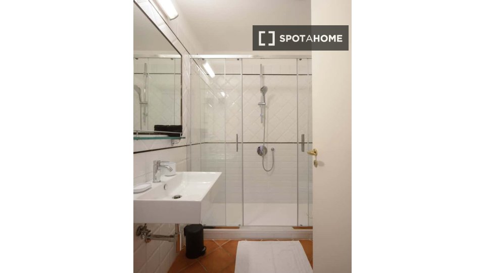 Apartment Rome, 1 bed, 77m² — photo 16