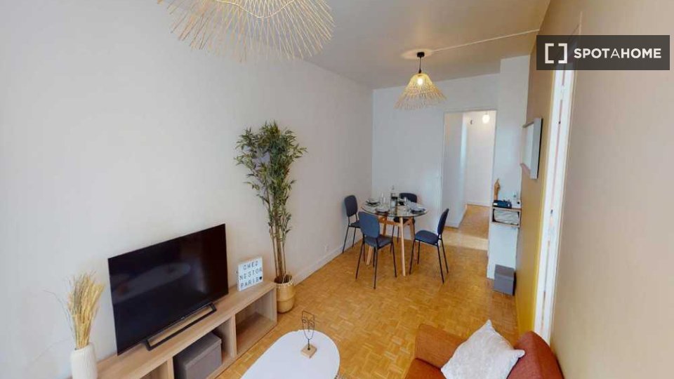 Double room Paris, 4 beds, 90m² — photo 8