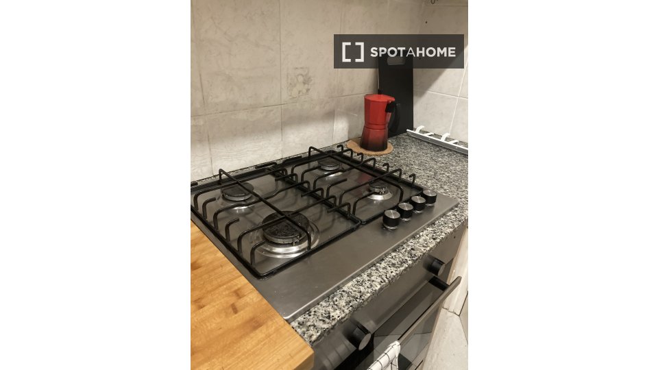 Double room Barcelona, 3 beds, 90m² — photo 6