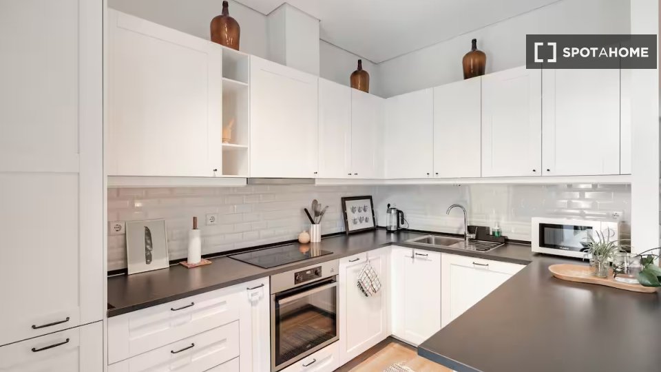 Apartment Porto, 3 beds, 132m² — photo 17