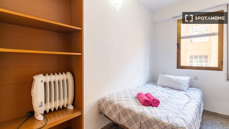 Apartment Valencia, 4 beds — photo 28