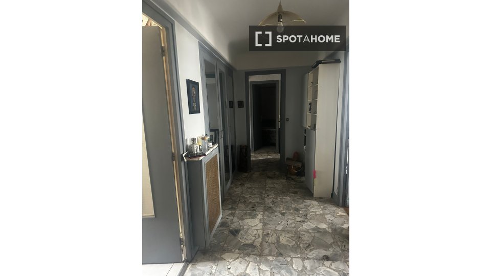 Double room Paris, 3 beds, 100m² — photo 2