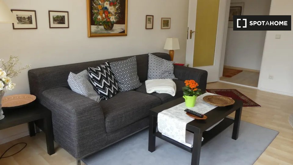 Apartment Berlin, 1 bed, 62m² — photo 1