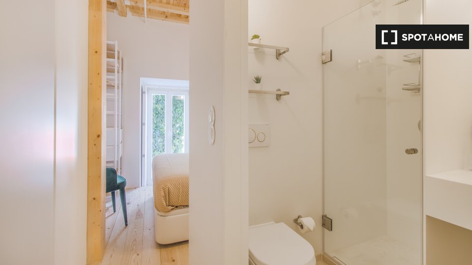Apartment mono Lisbon, 27m² — photo 16